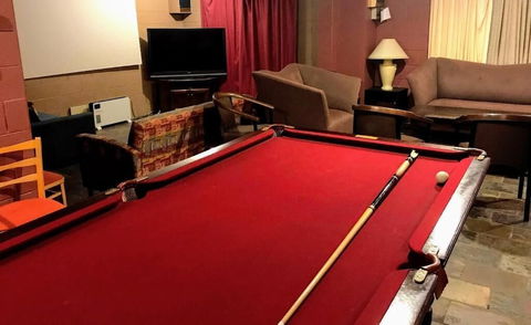 Cottonwood Lodge - Redcliffe Tourism 4