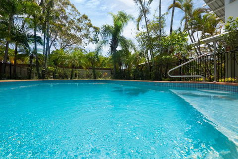 Caribbean Noosa - Redcliffe Tourism 4