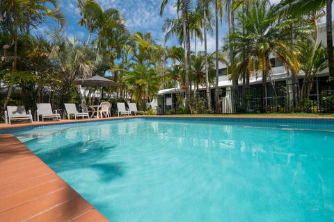Caribbean Noosa - Redcliffe Tourism 3