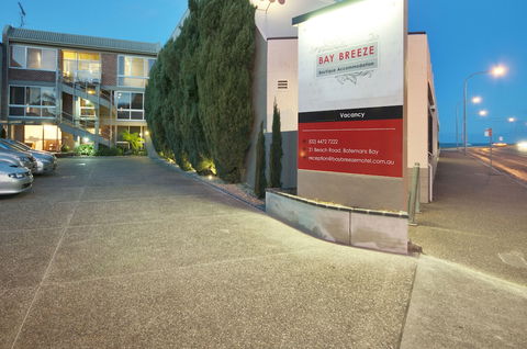 Bay Breeze Boutique Accommodation - Redcliffe Tourism 2