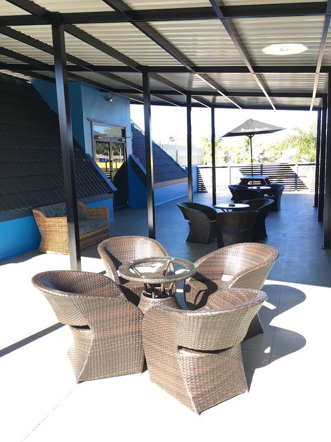 Mariners On The Waterfront - Redcliffe Tourism 0