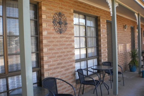 Arcadia Motor Inn - Redcliffe Tourism 2