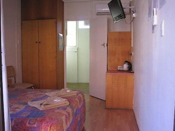 Desert Rose Inn Alice Springs - Redcliffe Tourism 5