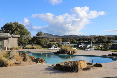 Anglesea Family Caravan Park - Redcliffe Tourism 1
