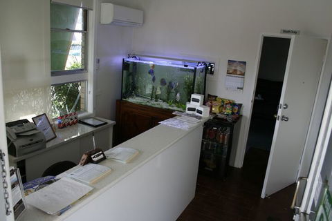 Buckaroo Motor Inn - Redcliffe Tourism 1