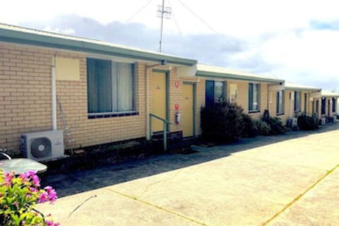 Augusta Escape Holiday Units - Redcliffe Tourism 0