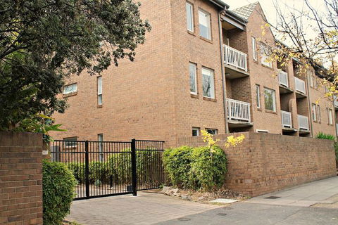 Adelaide Dresscircle Apartments Archer Street - Redcliffe Tourism 5
