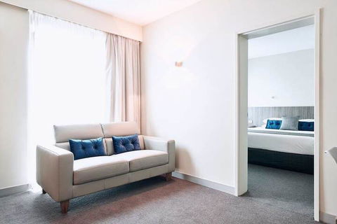Club Laverton Motel - Redcliffe Tourism 5