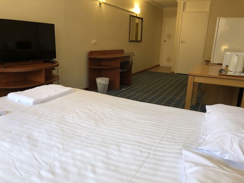 Canberra Lyneham Motor Inn - Redcliffe Tourism 5