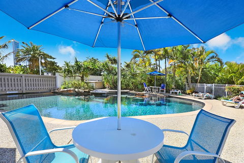Headland Tropicana - Redcliffe Tourism 0