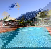 Lilyponds Holiday Park - Redcliffe Tourism