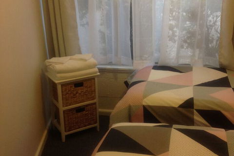 Farnboro Motel - Redcliffe Tourism 5