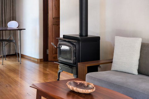 Aiyana Retreat - Redcliffe Tourism 1