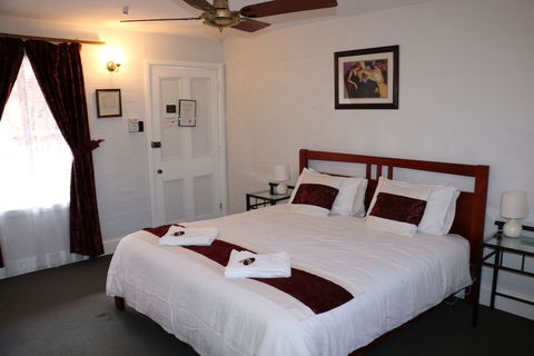 Settlers House York - Redcliffe Tourism 3