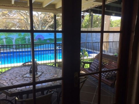 HarbourSide B & B - Redcliffe Tourism 1