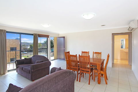 Amberoo Apartments Tamworth - Redcliffe Tourism 6