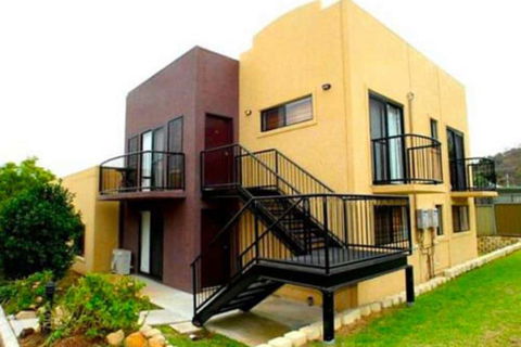 Amberoo Apartments Tamworth - Redcliffe Tourism 0
