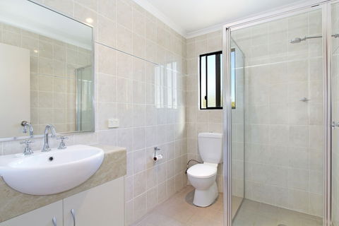 Amberoo Apartments Tamworth - Redcliffe Tourism 3