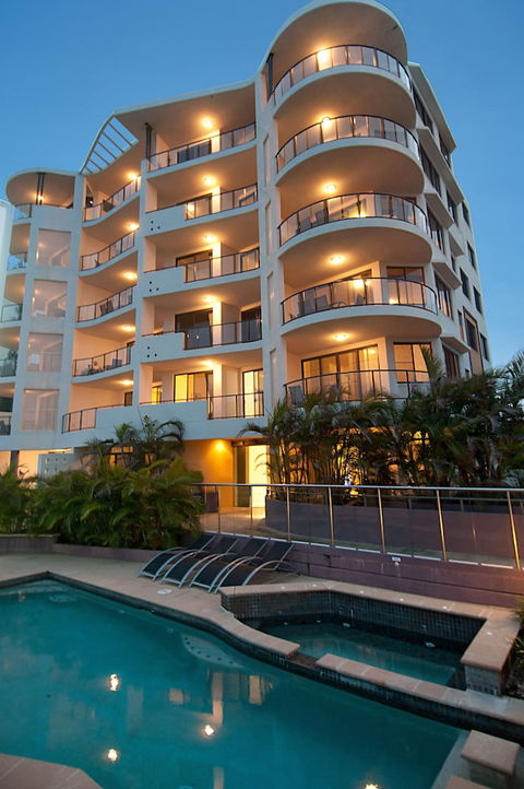 Meridian Alex Beach Apartments - Redcliffe Tourism 0