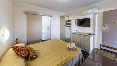 Kingaroy Country Motel - Redcliffe Tourism 5