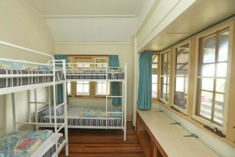 Sydney Pittwater Eco YHA - Redcliffe Tourism 6