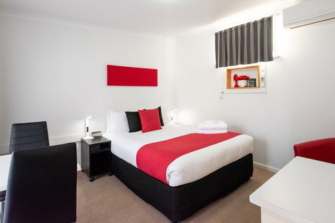Euroa Motor Inn - Redcliffe Tourism 2