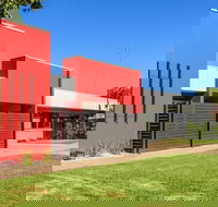 High Street Motel - Redcliffe Tourism