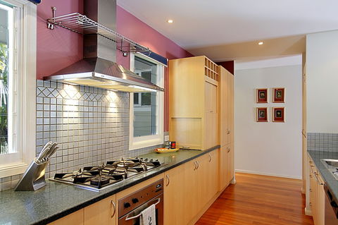 A PERFECT STAY - Abode At Byron - Redcliffe Tourism 3