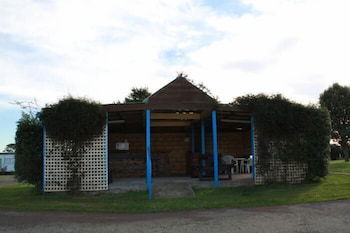 Abel Tasman Caravan Park - Redcliffe Tourism 3