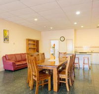 Holiday on Mostyn - Redcliffe Tourism