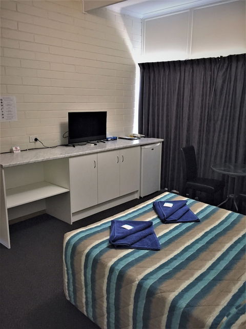 Ceduna Motor Inn - Redcliffe Tourism 3
