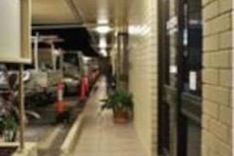 A & A Lodge Motel Emerald - Redcliffe Tourism 1