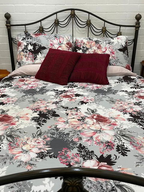 Belvoir B & B Cottages - Redcliffe Tourism 1