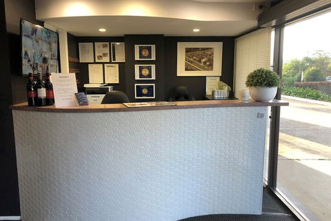 Logan City Motor Inn - Redcliffe Tourism 5