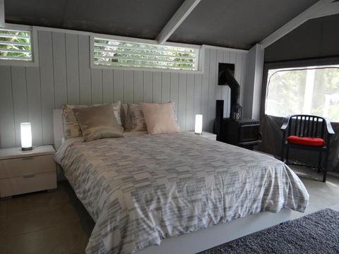 Eumundi Yacht Club B & B - Redcliffe Tourism 1