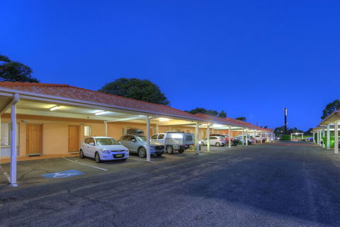 Country Roads Motor Inn Goondiwindi - Redcliffe Tourism 2