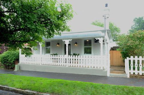 Cottage 79 - Redcliffe Tourism 3