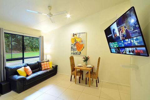 Misty Mountains Rainforest Retreat - Redcliffe Tourism 1