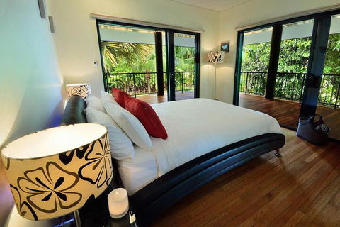 Misty Mountains Rainforest Retreat - Redcliffe Tourism 2