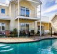 Seaside Spa Retreat - Redcliffe Tourism