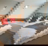 Tides Apartments - Redcliffe Tourism