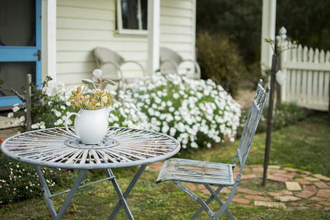 Freshwater Creek Cottages And Farm Stay - Redcliffe Tourism 5