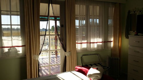 Andavine House Bed & Breakfast - Redcliffe Tourism 2