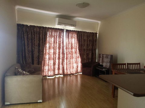 Westside Serviced Apartments - Redcliffe Tourism 6