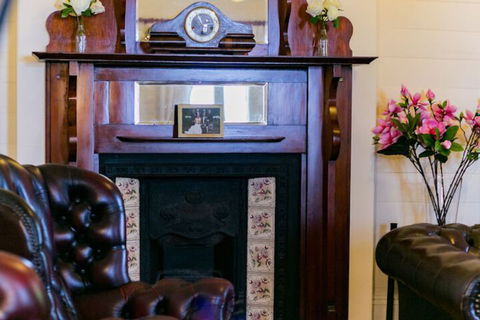 Riversleigh Guesthouse - Redcliffe Tourism 6