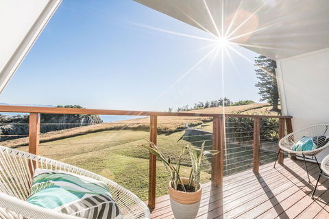 A PERFECT STAY - A Frame - Redcliffe Tourism 4