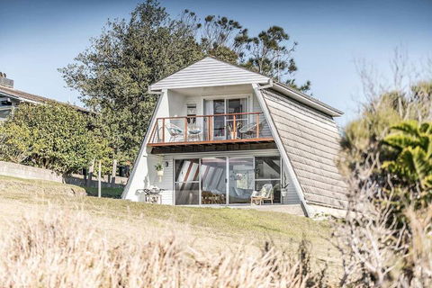A PERFECT STAY - A Frame - Redcliffe Tourism 7