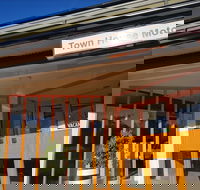 Town House Motor Inn - Redcliffe Tourism