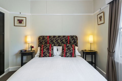 Ashdowns Of Dover B&B - Redcliffe Tourism 6