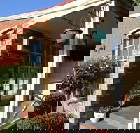 Old Coach Motor Inn - Redcliffe Tourism
